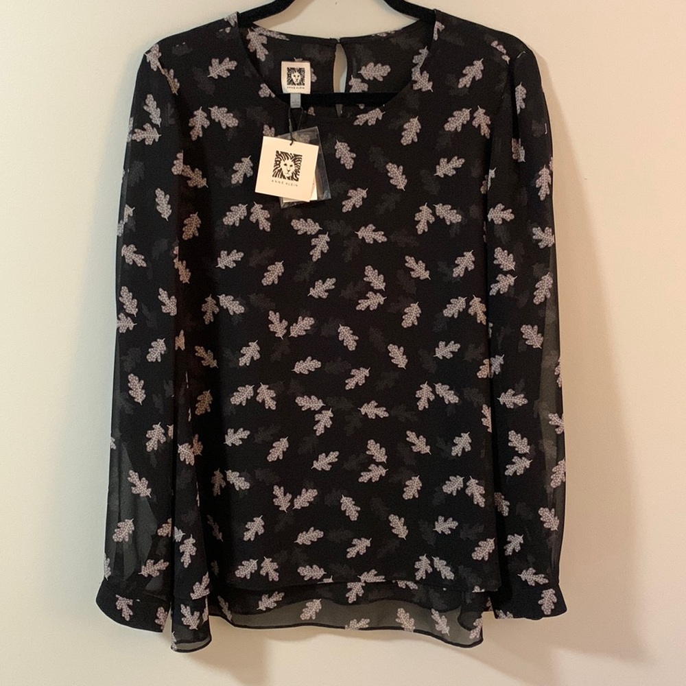 NWT Anne Klein Blouse Black Gray Leaf Print